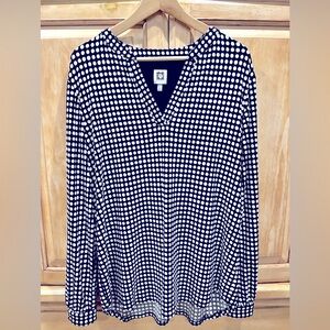 Anne Klein black and white polka dot long sleeve tunic. NWOT
